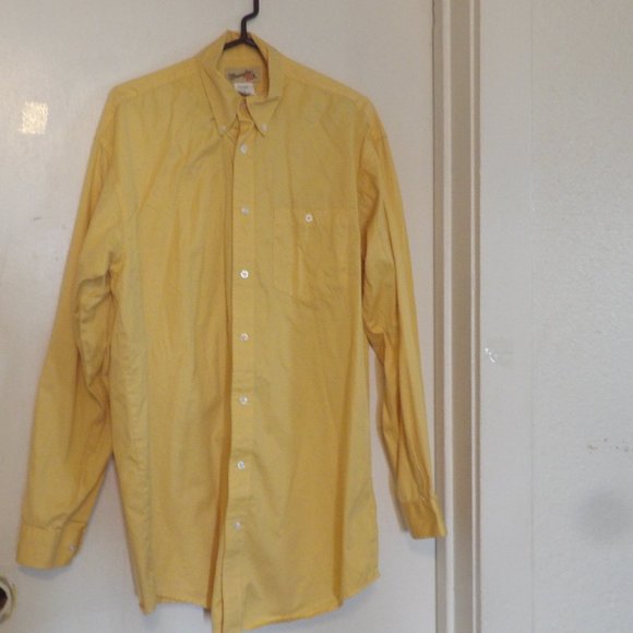 Wrangler Other - Mens Wrangler 20X Yellow Button Down Shirt Sz LT